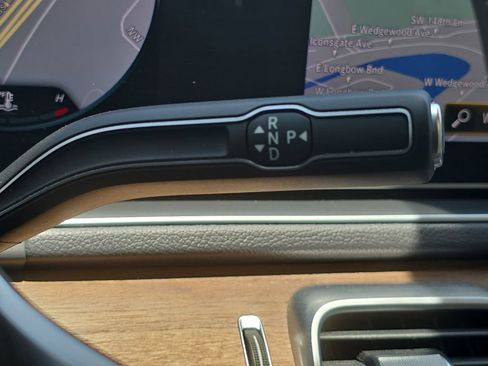 Used 2020 Mercedes-Benz GLE 350 4MATIC image 19