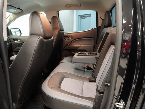 Used 2022 Chevrolet Colorado Z71 w/ Safety Package image 16