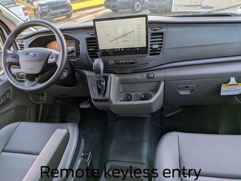 New 2026 Ford Transit 250 148 Medium Roof w/ Load Area Protection Package RWD image 11