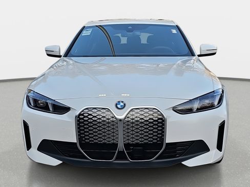 New 2026 BMW i4 xDrive40i w/ Premium Package image 2