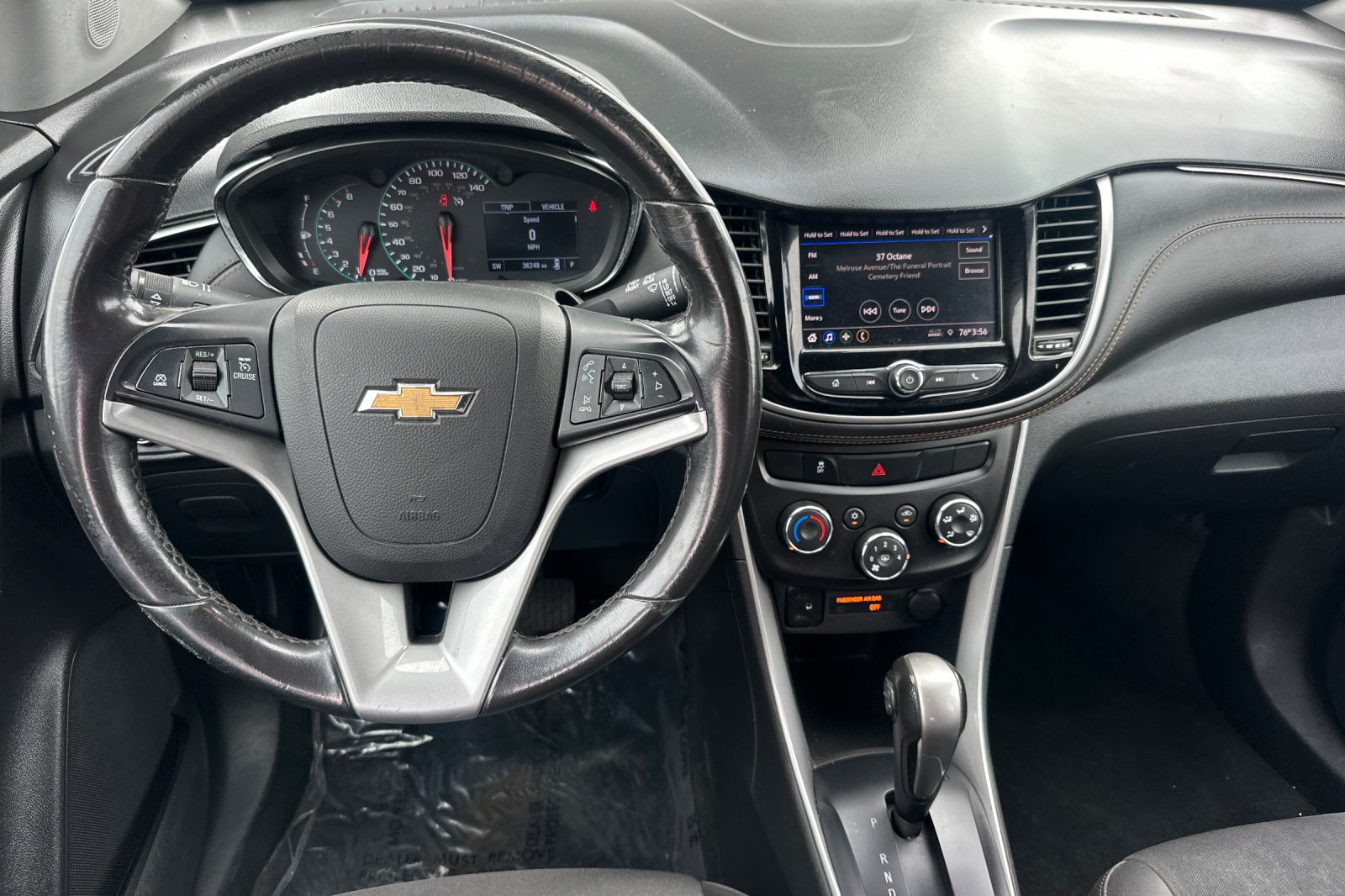 Used 2022 Chevrolet Trax LT w/ Driver Confidence Package AWD/4WD image 16