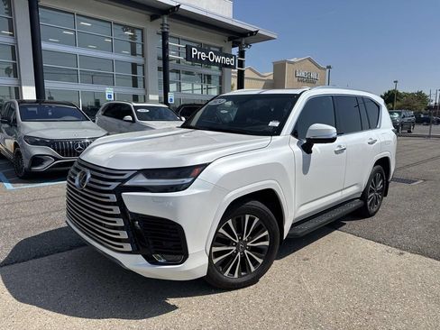 Used 2024 Lexus LX 600 4WD w/ Interior Upgrade Package image 3