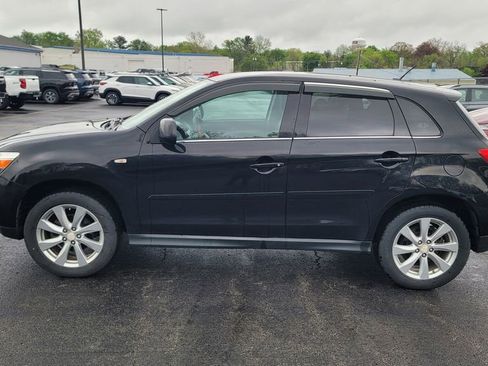 Used 2015 Mitsubishi Outlander Sport SE AWD/4WD image 3