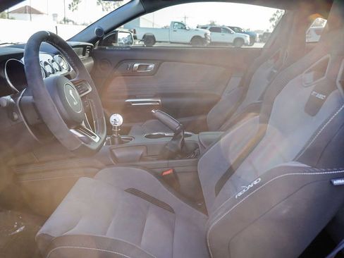 Used 2020 Ford Mustang Shelby GT350 w/ Technology Package image 18