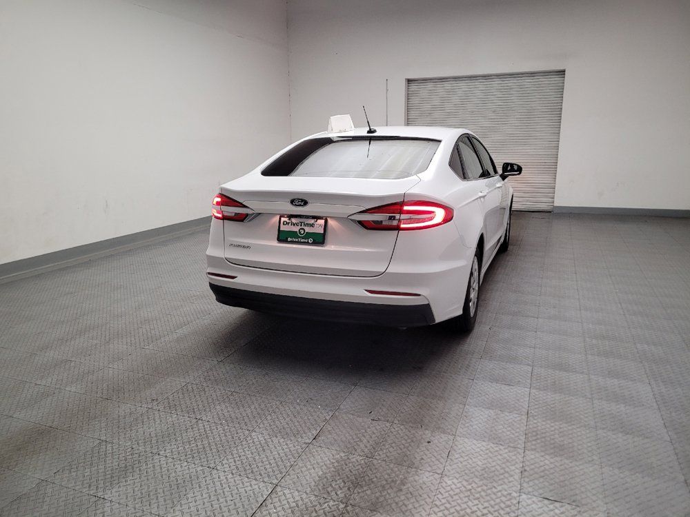 Used 2019 Ford Fusion S FWD image 7