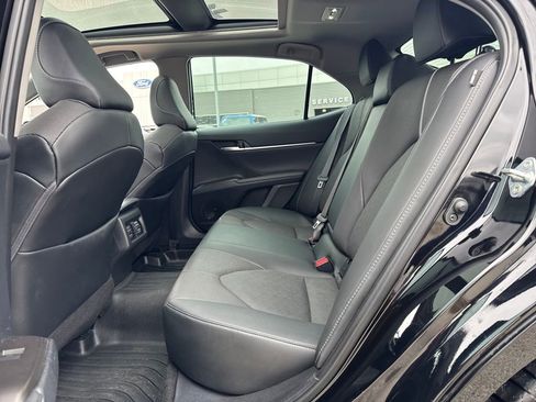 Used 2023 Toyota Camry XSE image 14