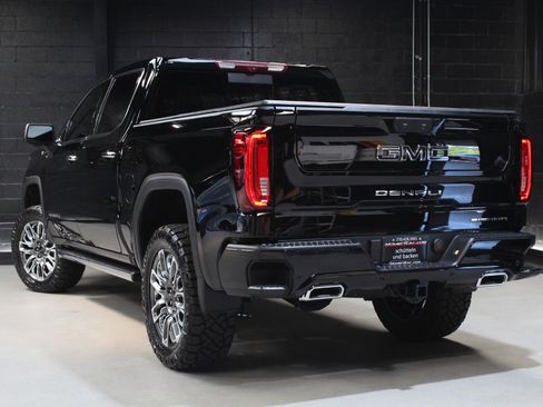 Used 2026 GMC Sierra 1500 Denali Ultimate AWD/4WD image 11