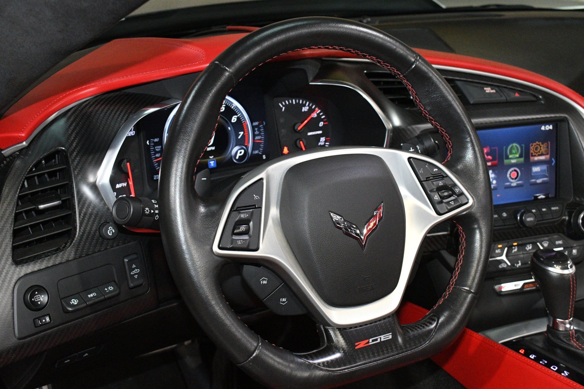 Used 2015 Chevrolet Corvette Z06 w/ 3LZ Preferred Equipment Group RWD image 23