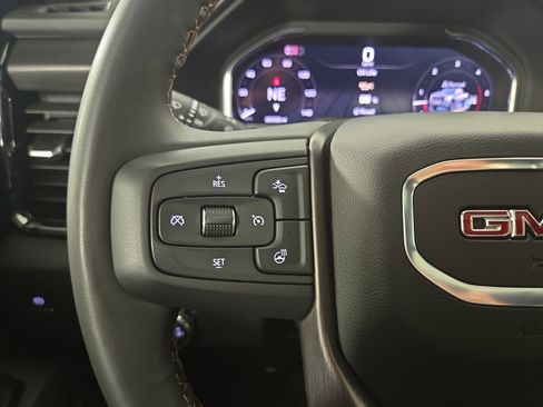 Certified 2025 GMC Sierra 2500 AT4 w/ AT4 Premium Plus Package AWD/4WD image 15