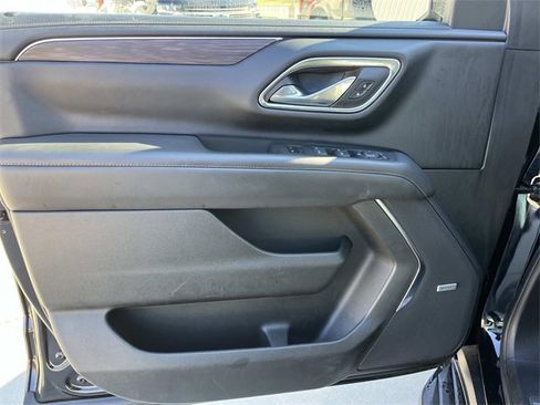 Used 2023 Chevrolet Tahoe LT image 29