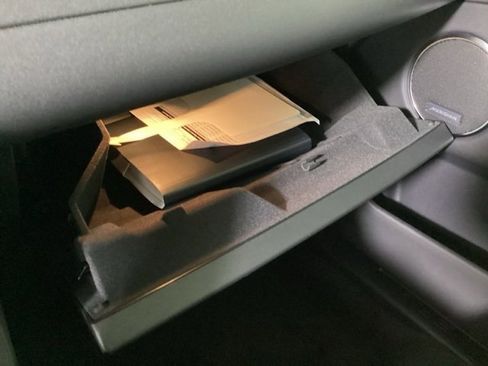 New 2025 Land Rover Discovery Sport S image 20