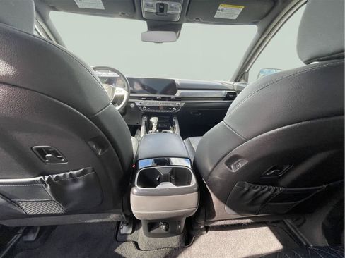 Used 2024 Kia Telluride EX X-Line AWD/4WD image 19