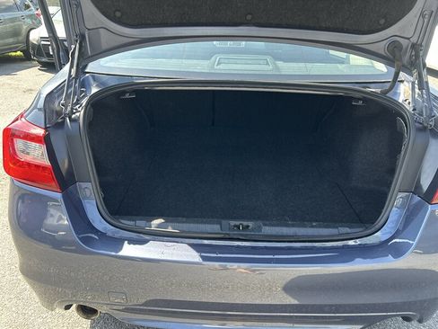 Used 2017 Subaru Legacy 2.5i Premium AWD/4WD image 7