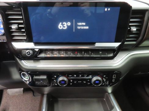 Used 2025 Chevrolet Silverado 1500 High Country w/ Midnight Edition image 13