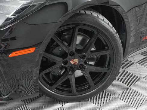 Used 2026 Porsche Panamera image 30