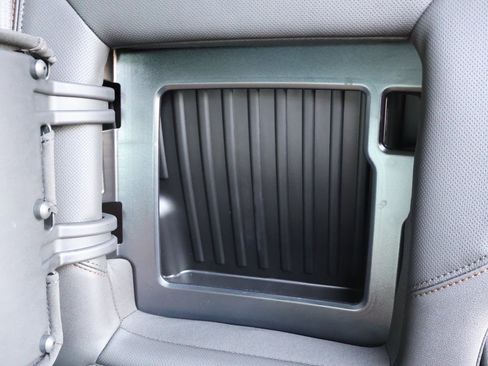 New 2026 GMC Sierra 2500 AT4 image 28