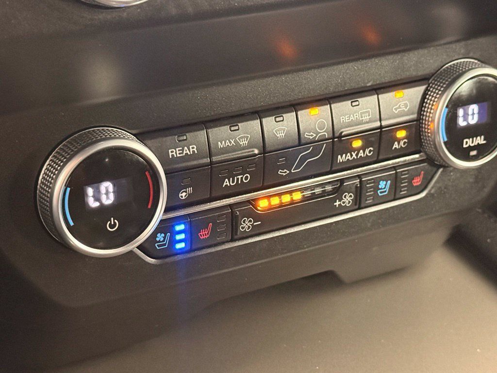 Used 2021 Ford Expedition XLT AWD/4WD image 40