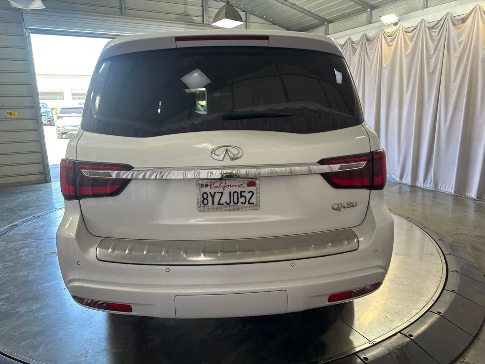 Used 2022 INFINITI QX80 Sensory w/ Cargo Package RWD image 6