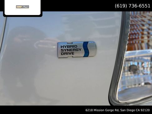 Used 2012 Toyota Prius V Three image 26