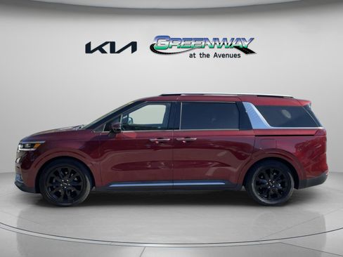 Certified 2022 Kia Carnival SX Prestige image 2