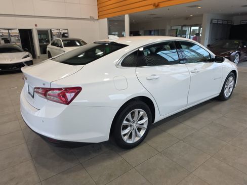 Used 2022 Chevrolet Malibu LT FWD image 7