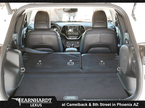 Used 2020 Jeep Cherokee Limited image 27