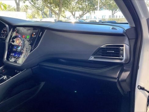 Used 2024 Subaru Outback Onyx Edition image 24