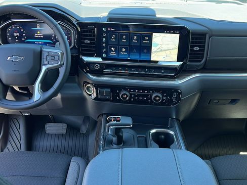 New 2026 Chevrolet Silverado 1500 RST AWD/4WD image 18