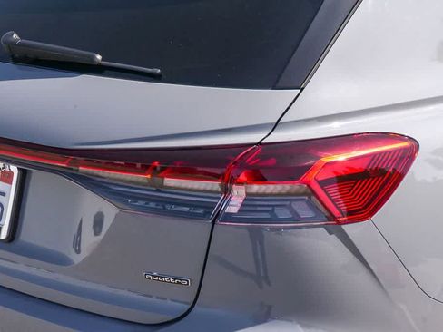 Used 2023 Audi Q4 e-tron Premium Plus w/ Premium Plus image 10