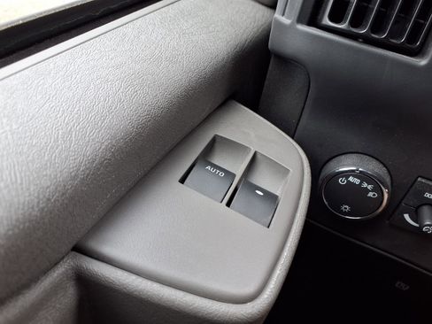 New 2025 GMC Savana 3500 w/ Power Convenience Package image 19