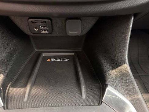 Certified 2023 Chevrolet Traverse High Country w/ LPO, Floor Liner Package AWD/4WD image 26