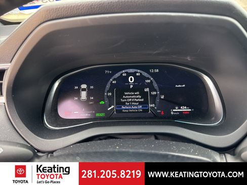 Used 2024 Toyota Venza Limited image 16