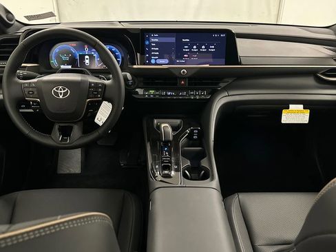 New 2025 Toyota Crown Platinum AWD/4WD image 23