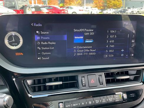 Used 2022 Lexus ES 300h F Sport image 30