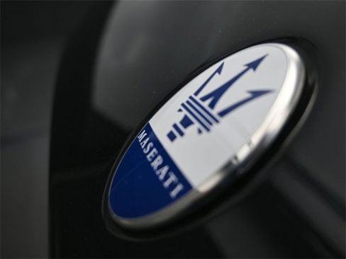 Used 2022 Maserati Levante Modena image 33