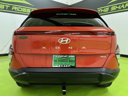 Used 2025 Hyundai Kona SEL AWD/4WD image 8