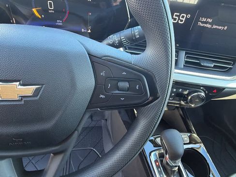 New 2026 Chevrolet Trax LT image 20