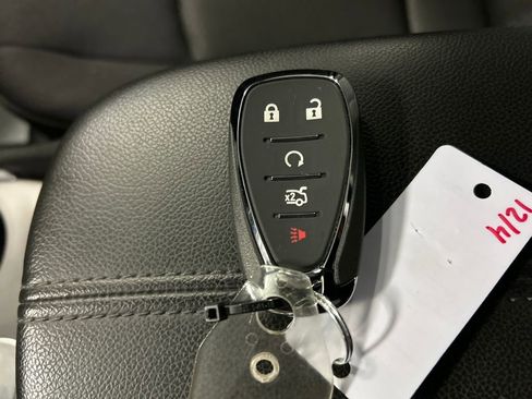 Used 2024 Chevrolet Malibu LT image 20