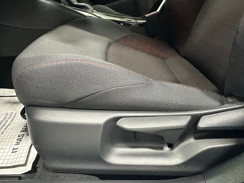 Used 2025 Toyota Corolla SE FWD image 12