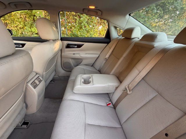 Used 2014 Nissan Altima 3.5 SL w/ Technology Package FWD image 37