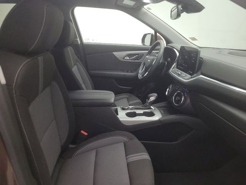 Used 2024 Chevrolet Blazer LT w/ Convenience Package FWD image 21