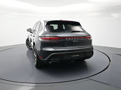 Certified 2026 Porsche Macan AWD/4WD image 27