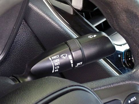 Used 2021 Toyota Corolla LE FWD image 26
