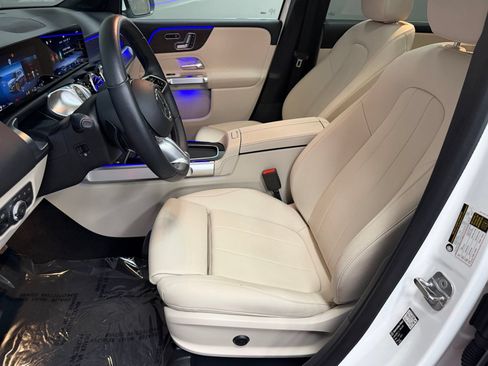 Certified 2026 Mercedes-Benz GLB 250 image 24