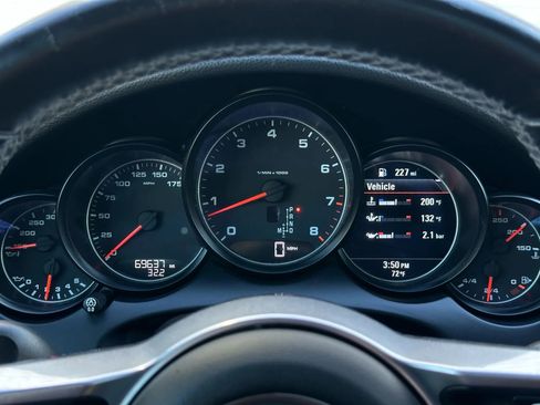 Used 2018 Porsche Cayenne Platinum Edition image 31