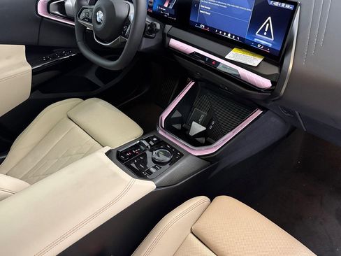 Used 2026 BMW X3 xDrive30 w/ Premium Package image 28