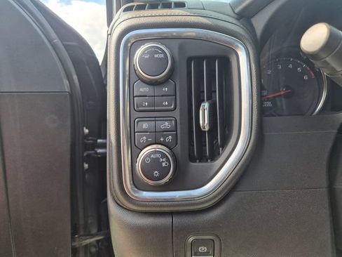 Used 2022 Chevrolet Silverado 1500 RST AWD/4WD image 18