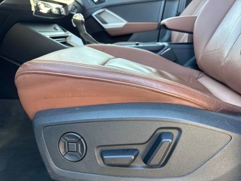 Used 2025 Audi Q3 2.0T Premium image 14