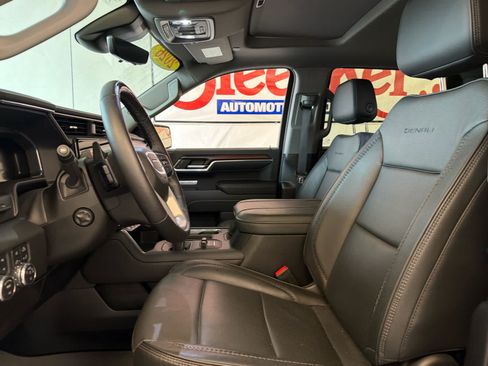 Used 2026 GMC Sierra 1500 Denali AWD/4WD image 16