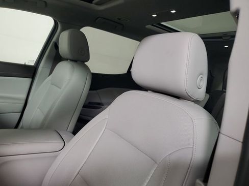 Used 2019 GMC Acadia SLT FWD image 20